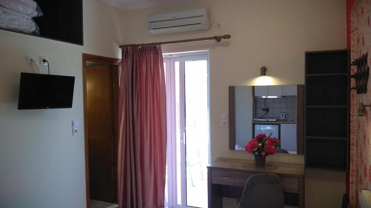 Gogo - Γωγώ Rooms Νυδρί Εξωτερικό φωτογραφία